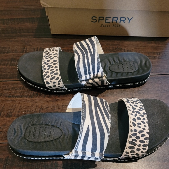 BNIB Womens Sperry Waveslide Animal Print Sandal, size 8 - Picture 4 of 6
